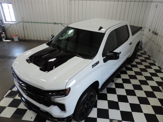 2025 Chev Silverado TB White 020