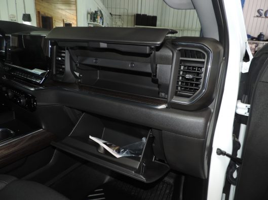 2025 Chev Silverado TB White 028