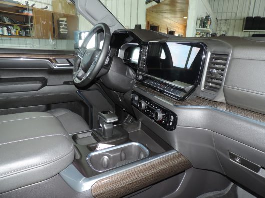 2025 Chev Silverado TB White 029