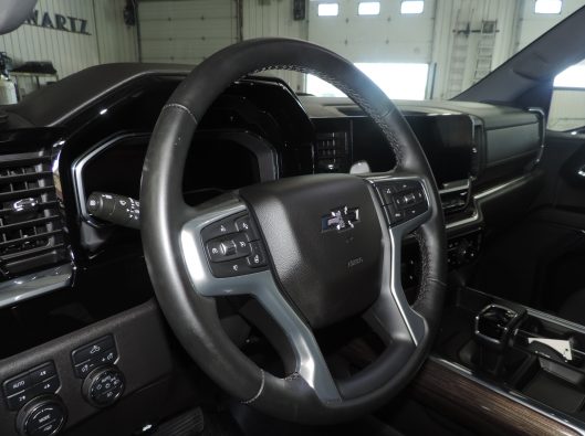 2025 Chev Silverado TB White 038