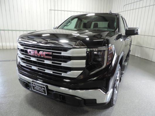 2024 GMC Sierra Black 004