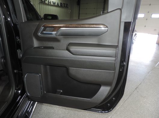 2024 GMC Sierra Black 030