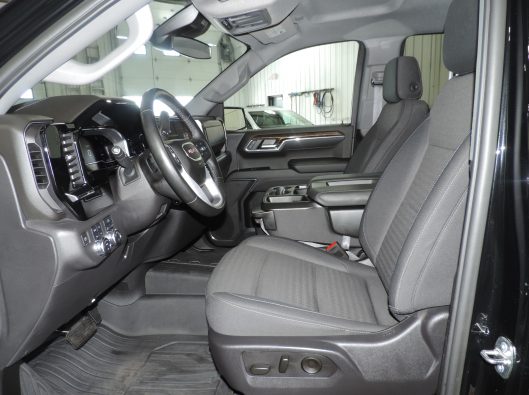 2024 GMC Sierra Black 037
