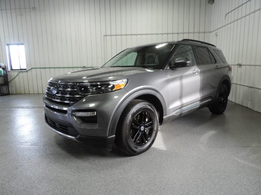 2023 Ford Explorer XLT Gray Non 002