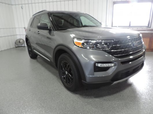 2023 Ford Explorer XLT Gray Non 008