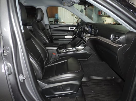 2023 Ford Explorer XLT Gray Non 021