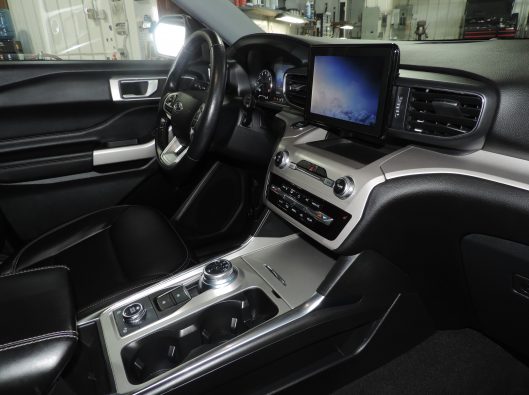 2023 Ford Explorer XLT Gray Non 022