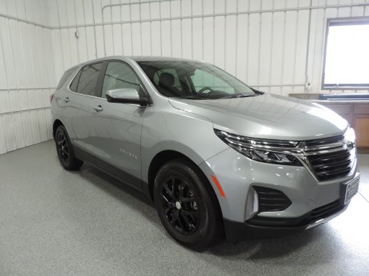 2023 Gray Chev Equinox 008