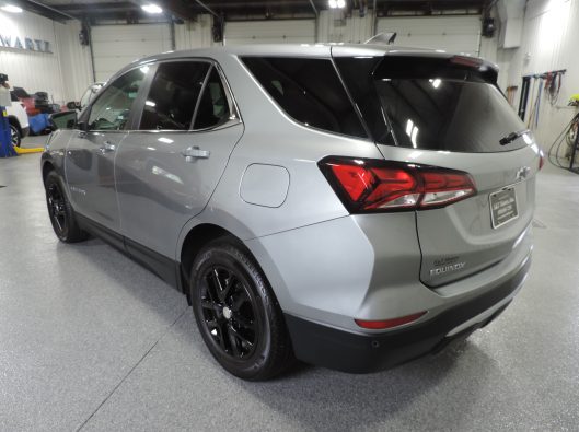 2023 Gray Chev Equinox 017