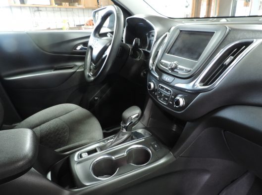 2023 Gray Chev Equinox 022