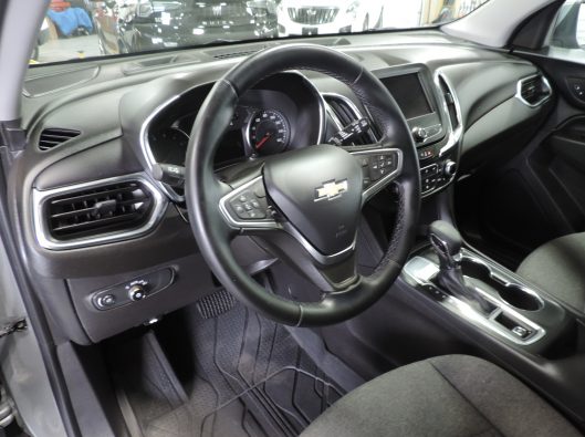 2023 Gray Chev Equinox 033