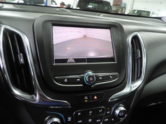 2023 Gray Chev Equinox 036