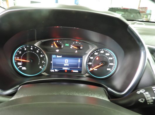 2023 Gray Chev Equinox 038
