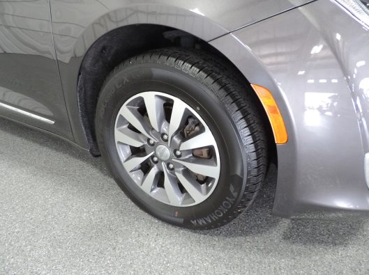 2020 Chrysler Pacifica 012