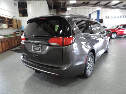 2020 Chrysler Pacifica 018