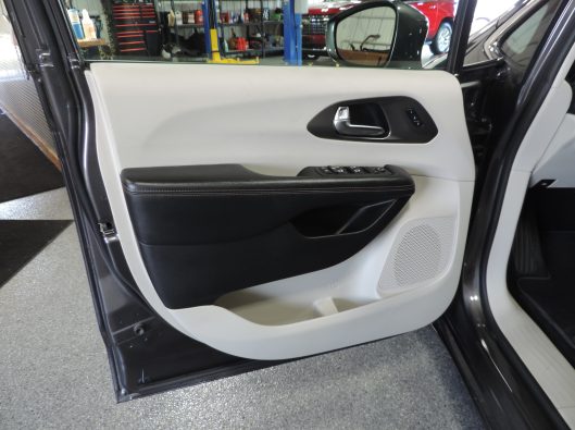 2020 Chrysler Pacifica 032