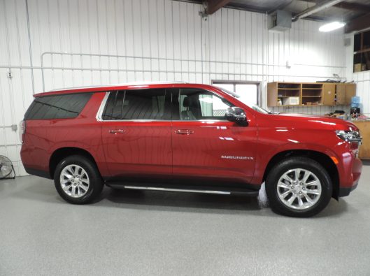 2022 Chev Suburban 011