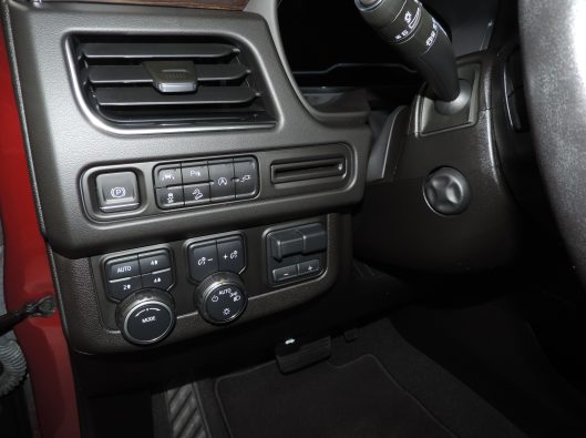 2022 Chev Suburban 038