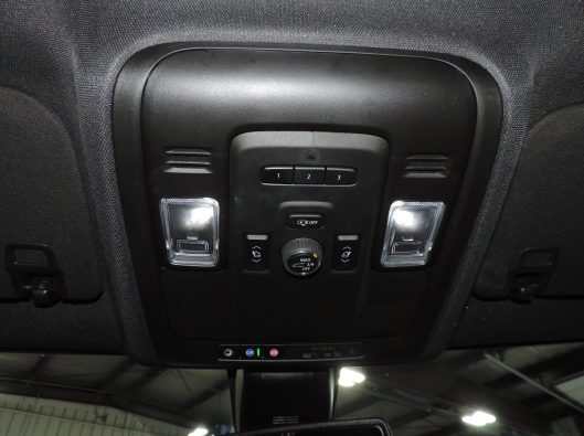 2022 Chev Suburban 044