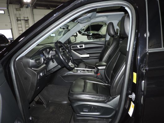 2022 Ford Explorer RWD Black 030