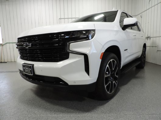 2023 Chev Tahoe RST White 008
