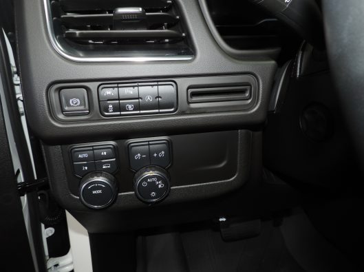 2023 Chev Tahoe RST White 037