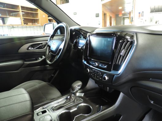 2023 Chev Traverse LT FWD 017