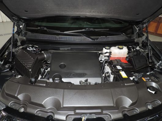 2023 Chev Traverse RS Black 020