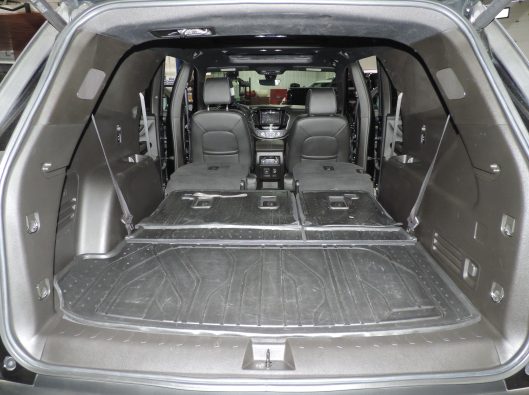 2023 Chev Traverse RS Black 028