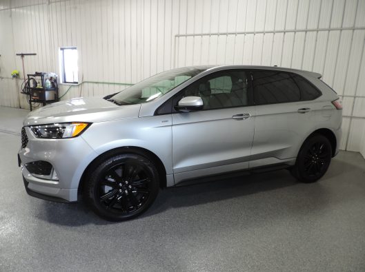 2023 Ford Edge ST 004