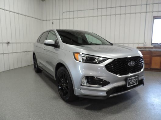 2023 Ford Edge ST 009