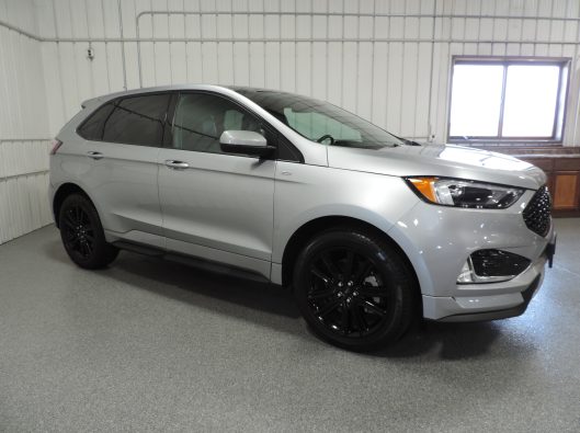 2023 Ford Edge ST 010