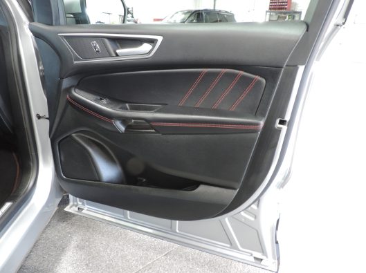 2023 Ford Edge ST 022