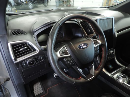 2023 Ford Edge ST 037