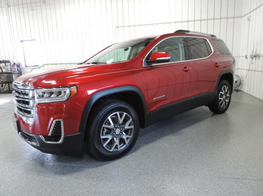 2023 GMC Acadia Red 003