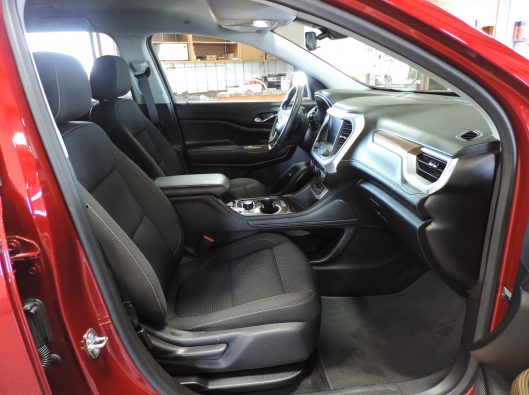 2023 GMC Acadia Red 018
