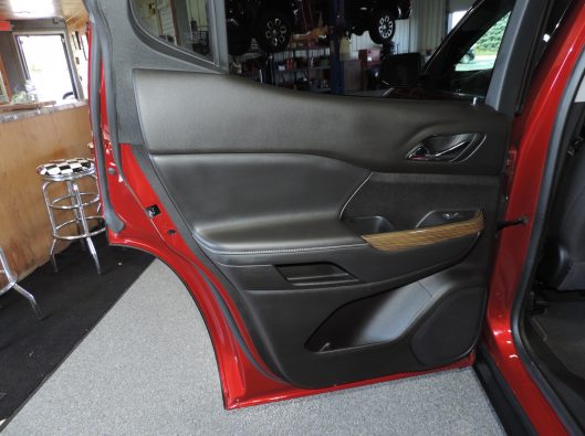 2023 GMC Acadia Red 026