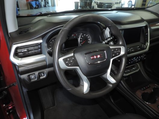 2023 GMC Acadia Red 031