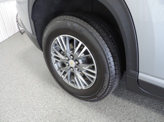 2025 Chev Traverse 2LT 123410 013