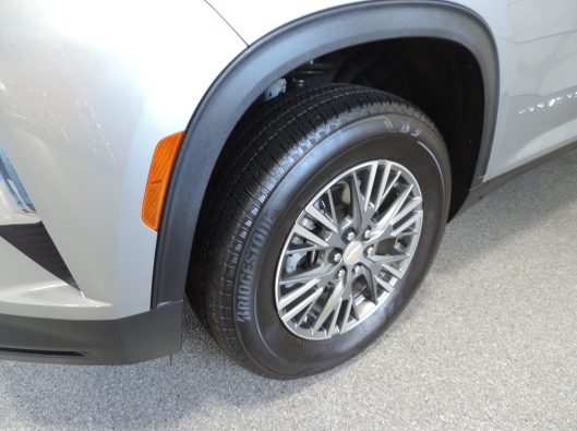 2025 Chev Traverse 2LT 123410 014