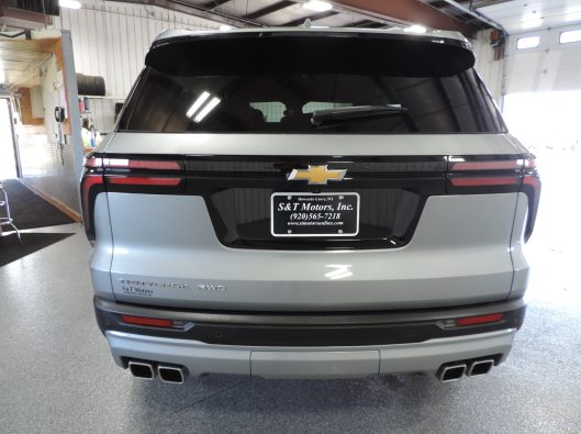 2025 Chev Traverse 2LT 123410 017