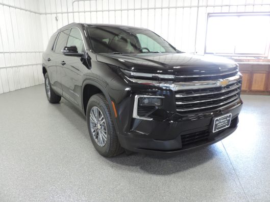2025 Chev Traverse Black 009