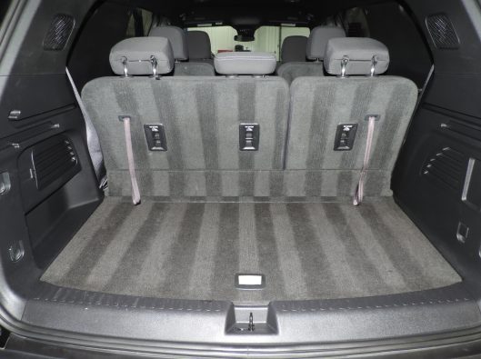 2025 Chev Traverse Black 025