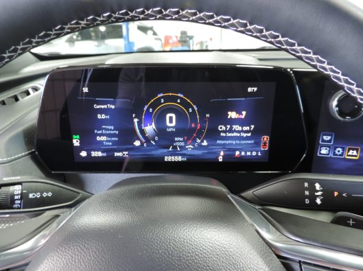 2025 Chev Traverse Black 039