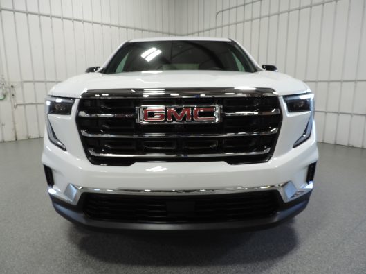 2025 GMC Acadia White 006