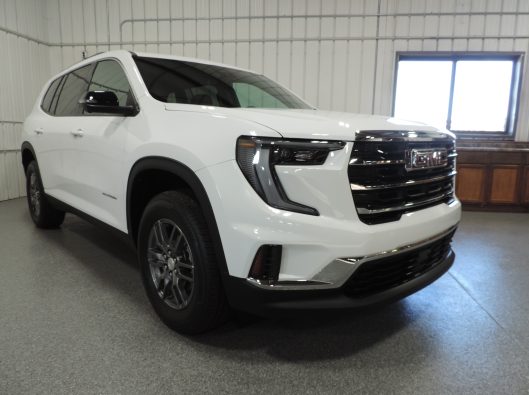 2025 GMC Acadia White 007