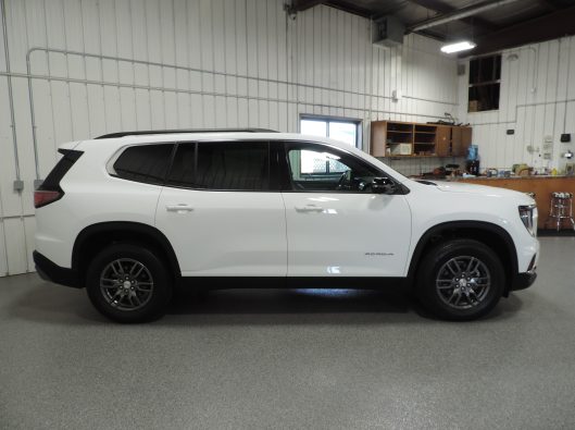 2025 GMC Acadia White 011