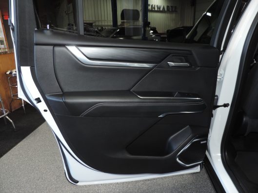 2025 GMC Acadia White 028