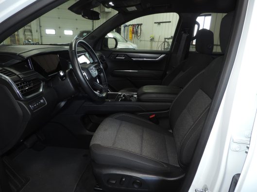 2025 GMC Acadia White 032