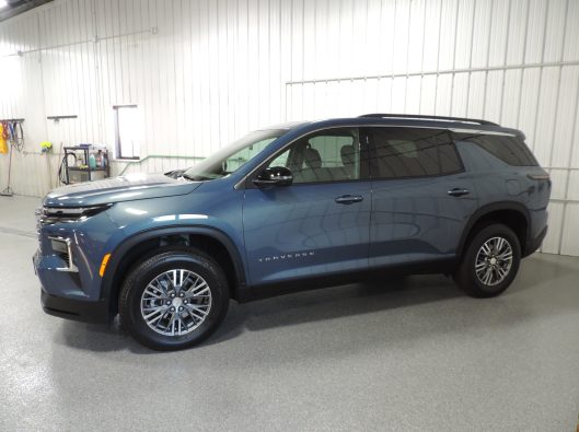 2025 Lakeshore Blue Traverse 004
